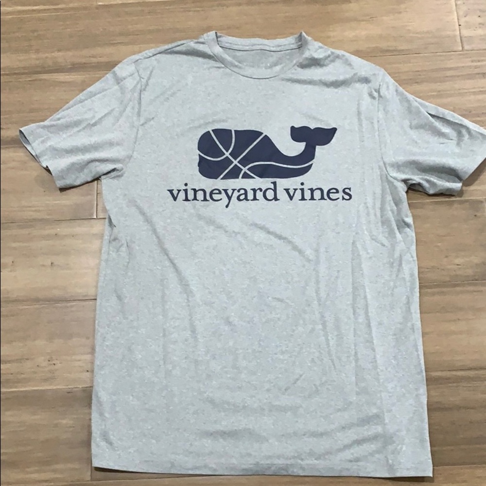 Men’s Vineyard Vines Performance Tee Shirt